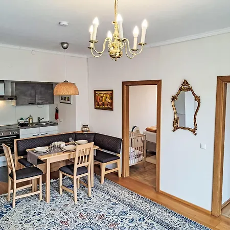 Hocheck By Interhome